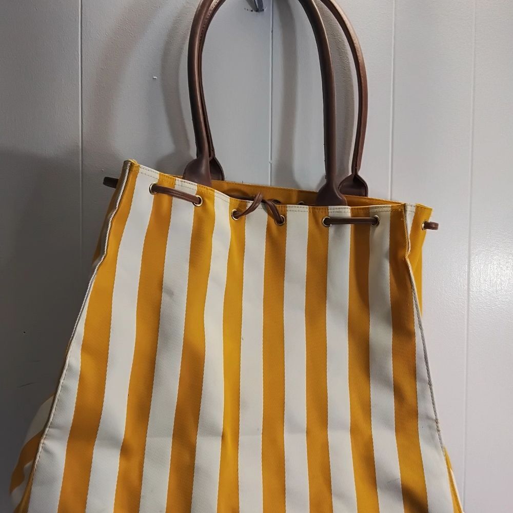 Giorgio Stylish Striped Tote Bag with Brown Handles